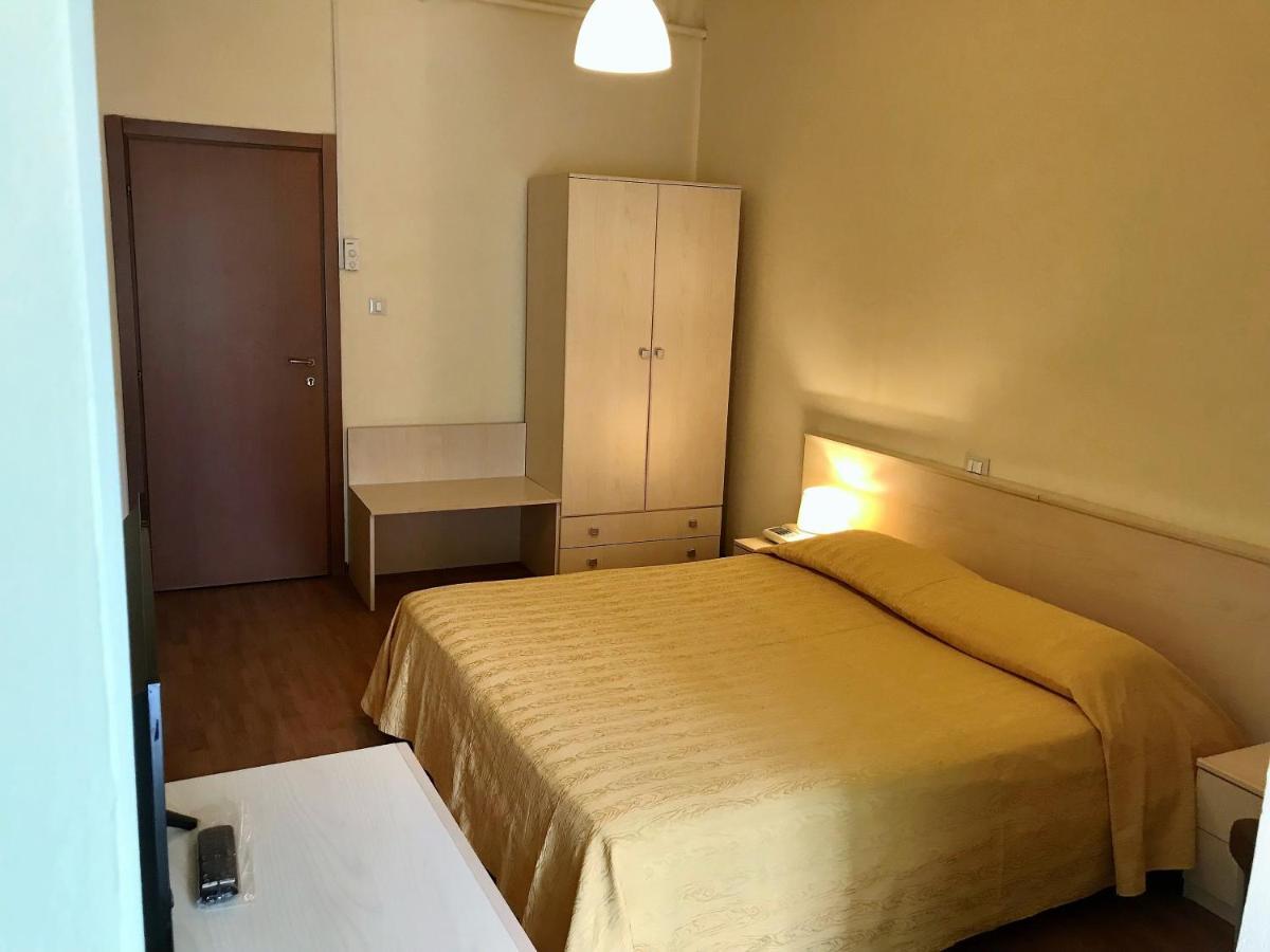 Hotel B&B Risorta อาบาโนแตร์เม ภายนอก รูปภาพ