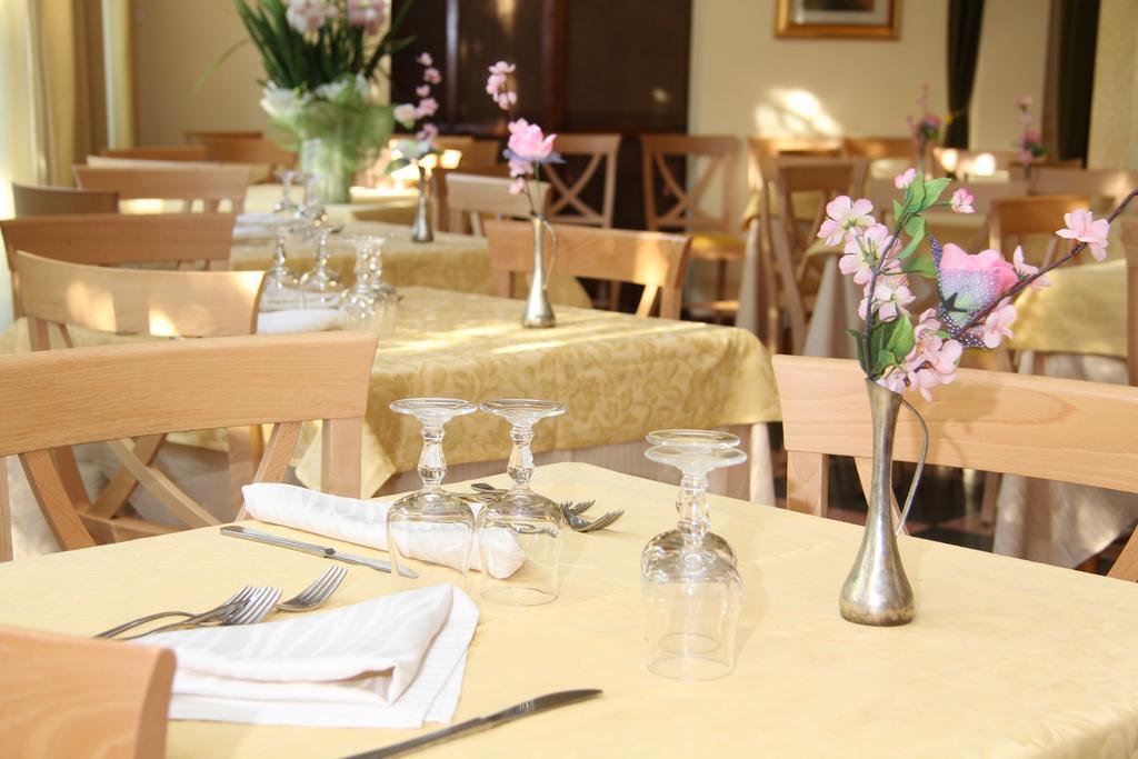 Hotel B&B Risorta อาบาโนแตร์เม ภายนอก รูปภาพ