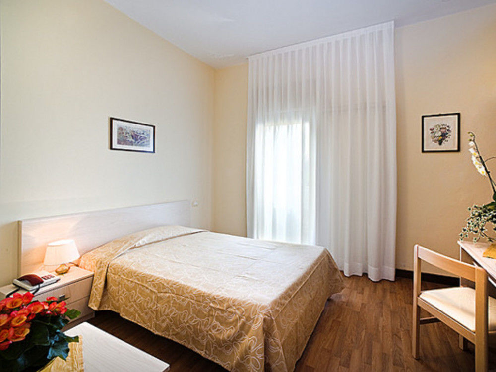 Hotel B&B Risorta อาบาโนแตร์เม ภายนอก รูปภาพ