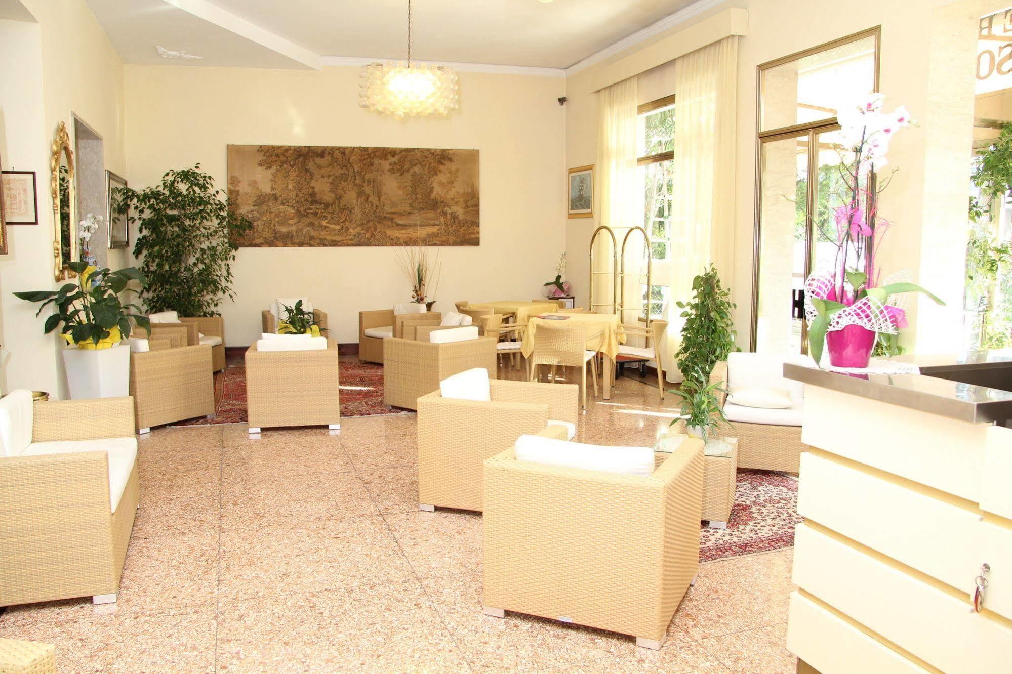 Hotel B&B Risorta อาบาโนแตร์เม ภายนอก รูปภาพ