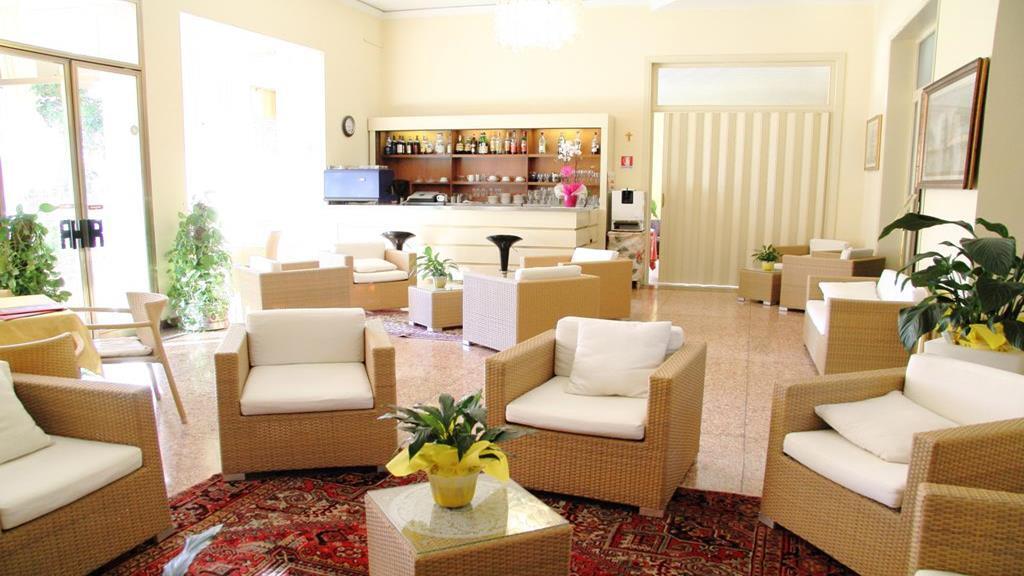 Hotel B&B Risorta อาบาโนแตร์เม ภายนอก รูปภาพ